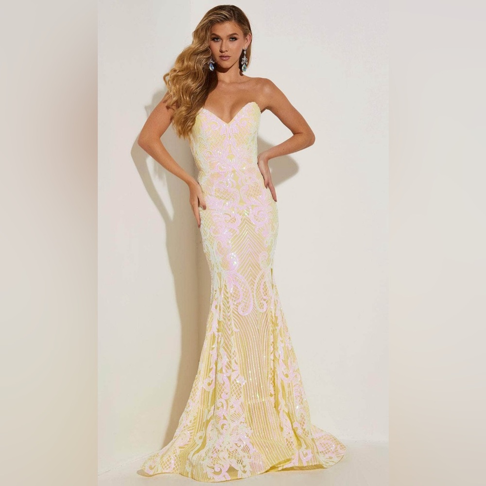 Jasz Couture 7430 - Yellow Strapless Sequins Prom Dress